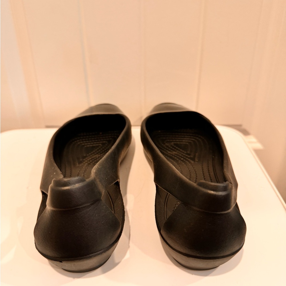 Croc Iconic Comfort Black Ladies Slip-On Waterproof Flats Size 9 - Picture 4 of 5